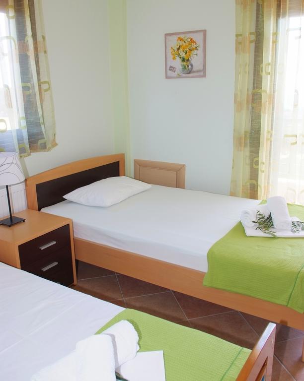 Sofia Luxury Maisonettes Nikiti  Zimmer foto